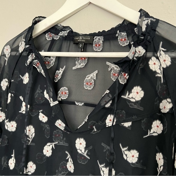Rag & Bone Bennett Sheer Silk Blend Floral Blouse Navy White Size Small - Picture 8 of 15